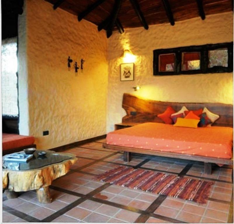 Kanha Earth Lodge Mandlā Szoba fotó