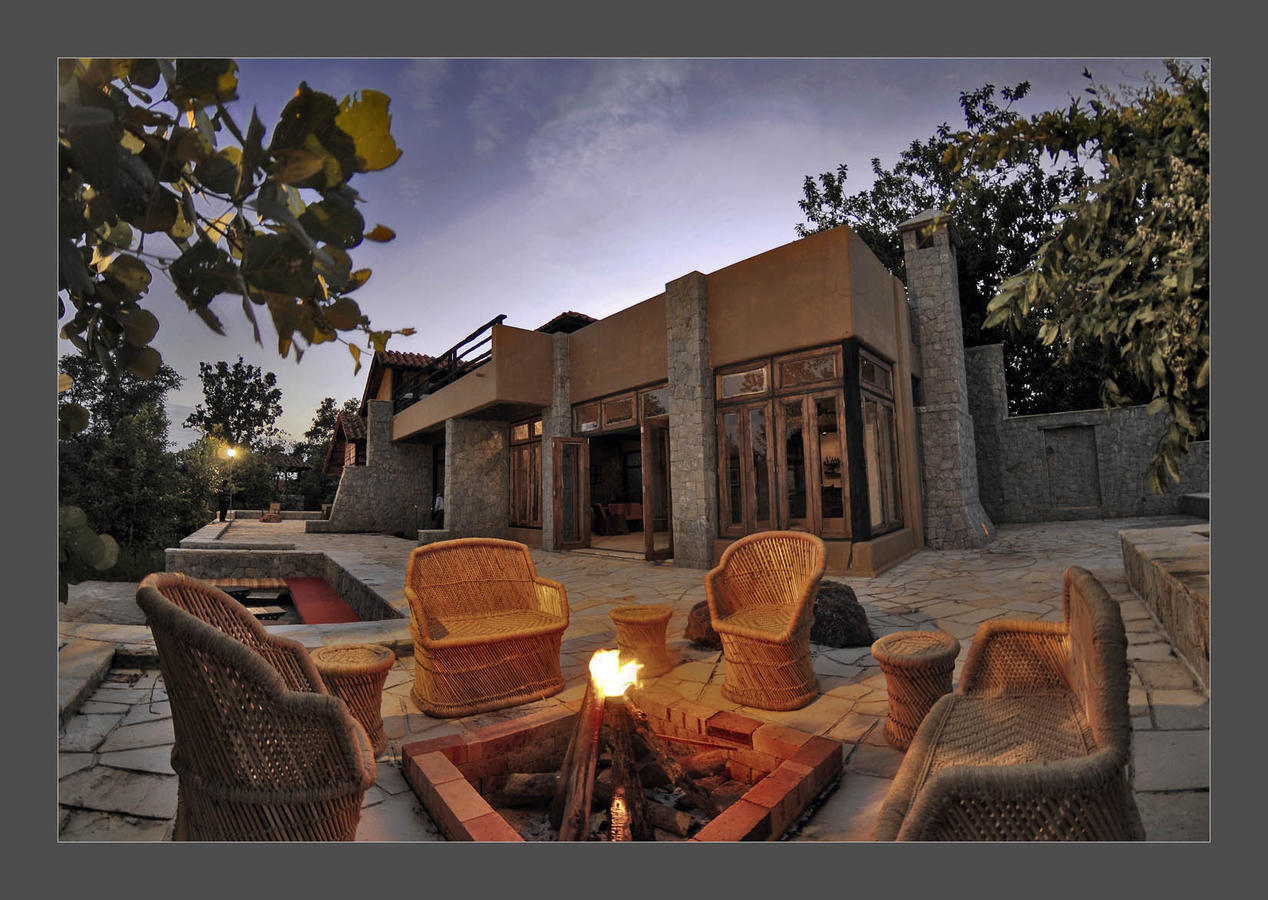 Kanha Earth Lodge Mandlā Kültér fotó