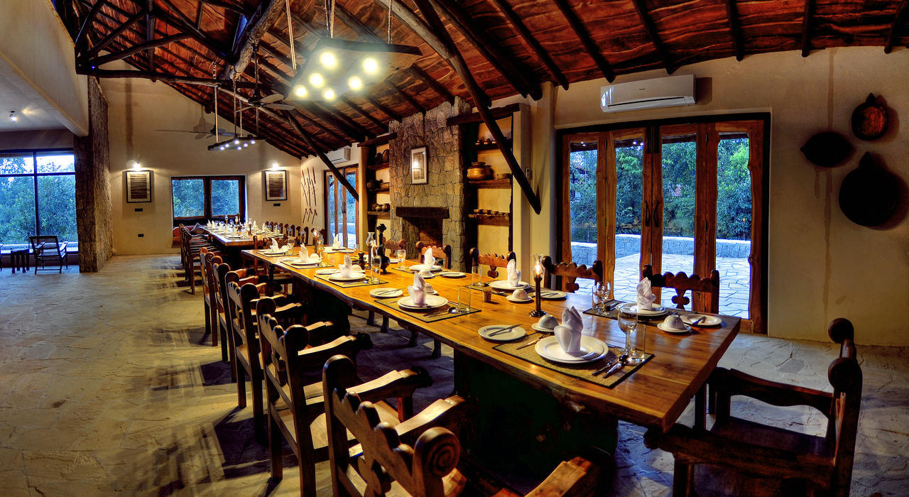 Kanha Earth Lodge Mandlā Kültér fotó