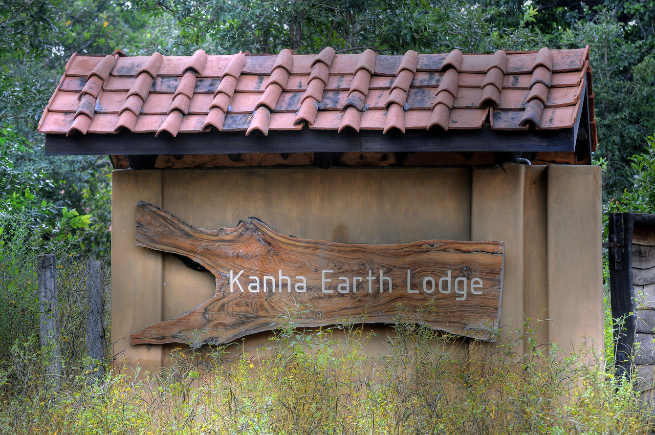 Kanha Earth Lodge Mandlā Kültér fotó
