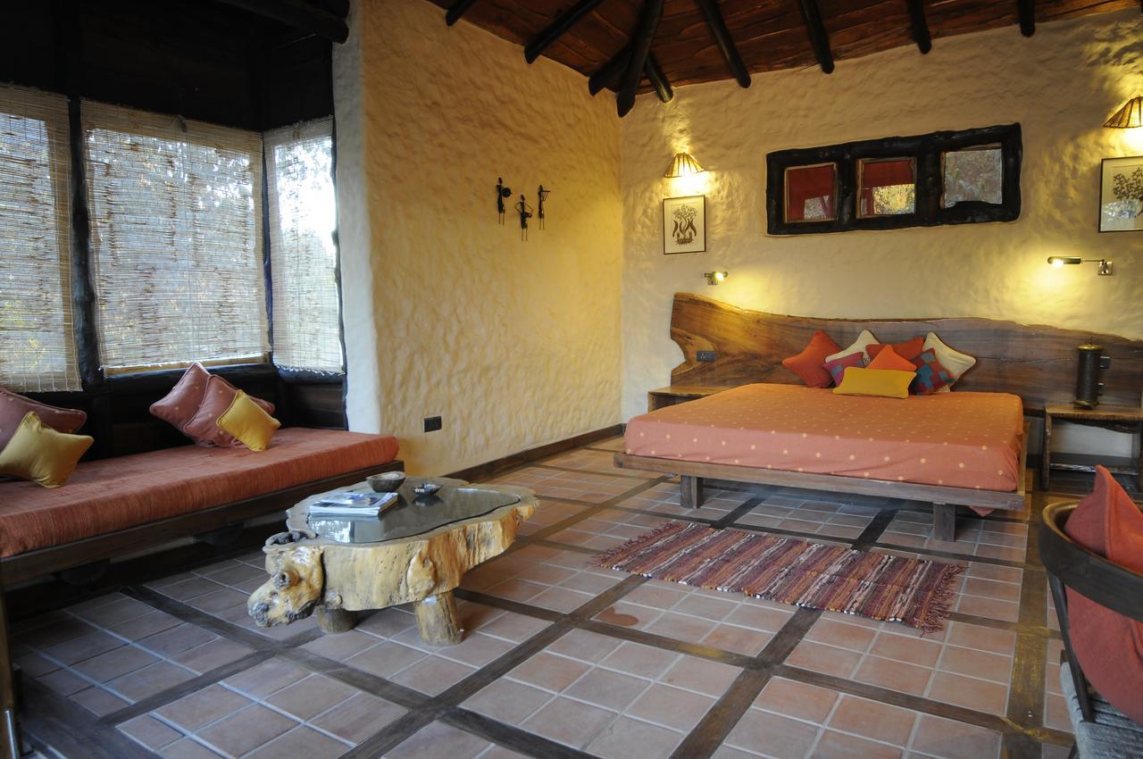 Kanha Earth Lodge Mandlā Kültér fotó